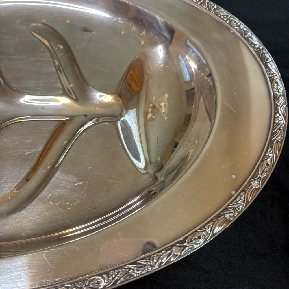 Vintage WM.A. Rogers Silver -Plated Meat Serving Plater - Picture 3 of 11